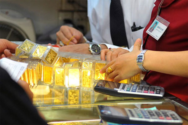 Giá vàng hôm nay 12/8: Sau đợt lao dốc, vàng tăng vượt lên-1