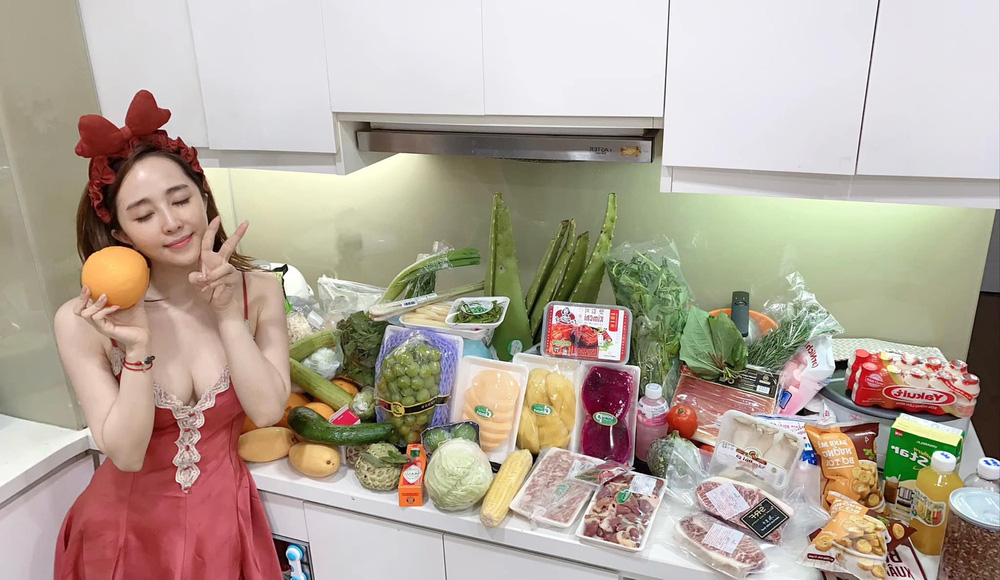 Hé lộ không gian sống rộng rãi, sang trọng của cá sấu chúa Quỳnh Nga-3