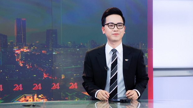 Nam MC có cặp chân mày bén nhất VTV tiết lộ cách tính lương ở nhà đài, nói gì mà netizen lại càng tò mò hơn?-1