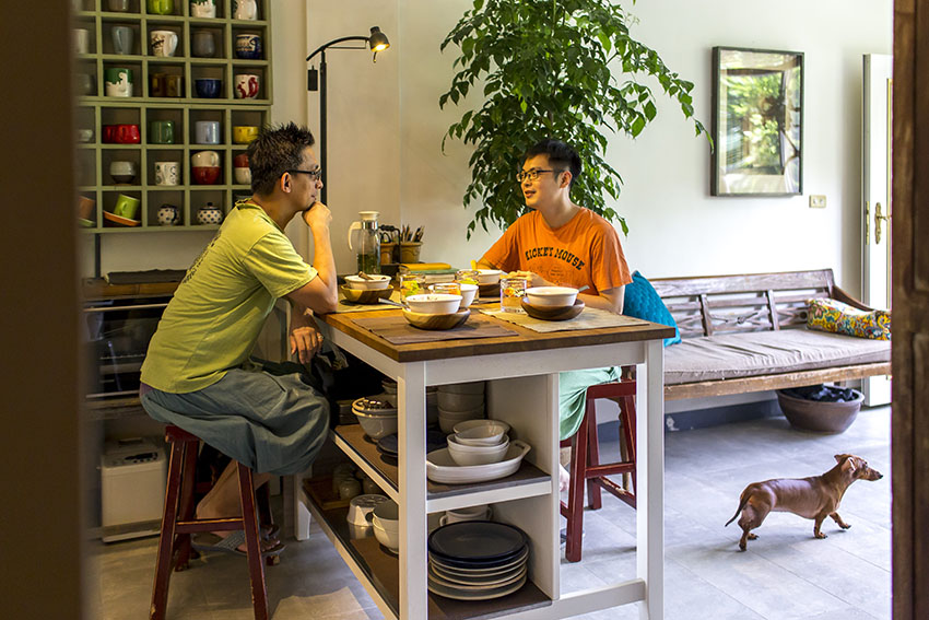 Cải tạo căn nhà tập thể cũ thành không gian nhỏ xinh ấn tượng đến bất ngờ-6