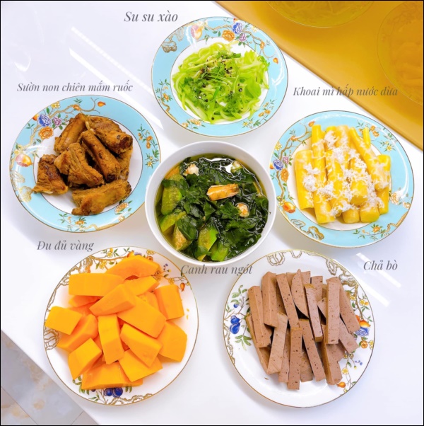 Giãn cách kéo dài, nguyên liệu nấu ăn khó mua, mẹ đảm Sài Gòn vẫn cơm ngon canh ngọt mà không lặp món-9