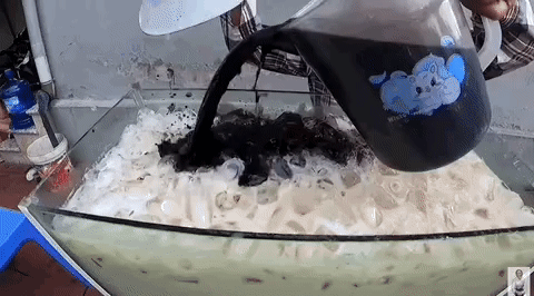 Rộ tin đồn Bà Tân Vlog làm nước cống 50 lít để đãi các cháu, sự thật đằng sau không biết nên khóc hay cười!-3