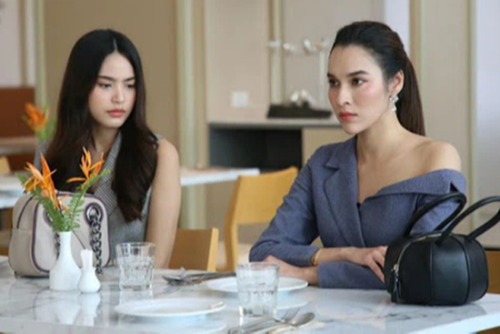 Vợ cũ của chồng tìm đến tận nhà khiêu khích, không ngờ bị mẹ chồng tôi 