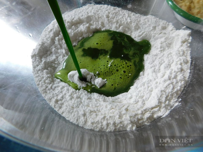 Ở nhà chống dịch, trổ tài làm bánh khúc không cần lá rau khúc ngon tuyệt-3