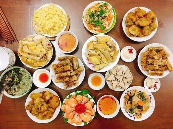 Mâm cơm cúng lễ Vu Lan và mâm cơm cúng chúng sinh rằm tháng 7 khác nhau như thế nào?-8