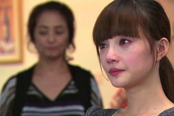 Tôi cưới bố mẹ cho một căn hộ, khi nghe cuộc nói chuyện giữa mẹ chồng và hàng xóm, tôi đã yêu cầu mẹ tôi lấy lại ngôi nhà-2