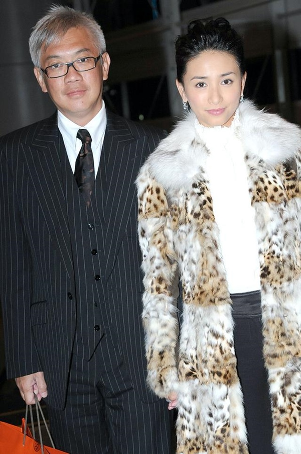 Nàng Á hậu cưới tỷ phú máu mặt Hong Kong rồi bẻ ngoặt” quy tắc nhà hào môn, trước khi chồng đột tử còn để lại cho vợ món quà hơn 1000 tỷ!-7