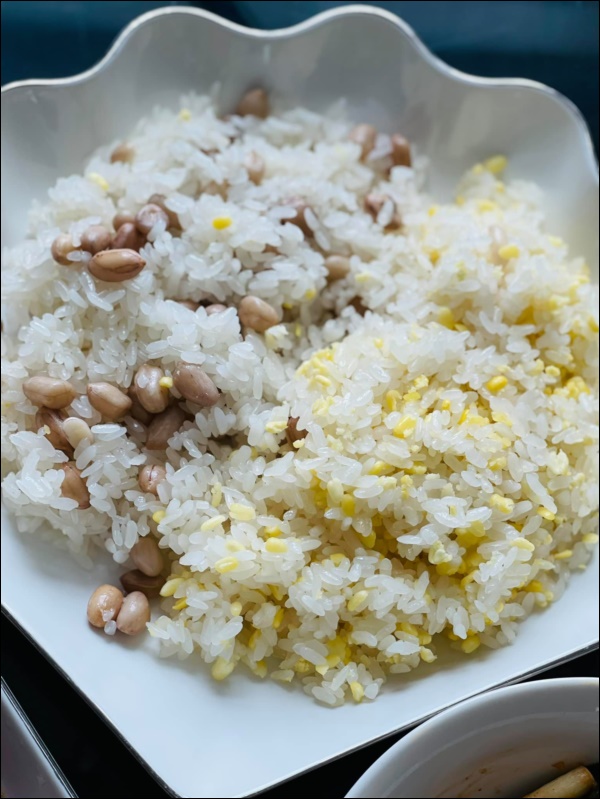 Trương Ngọc Ánh tự vào bếp nấu nhiều đồ ăn ngon, thử tay nghề trước khi đổi món gửi tặng bệnh viện dã chiến-5