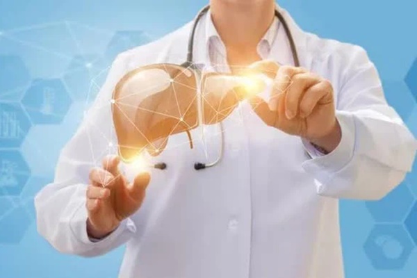 Người có gan kém thường có 4 biểu hiện bất thường ở bàn tay, nếu không có thì gan vẫn rất khỏe mạnh-5