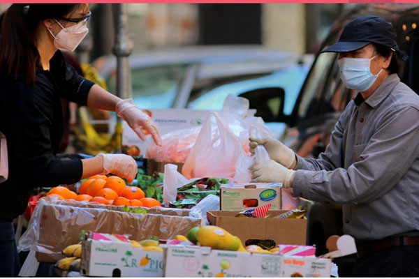 Chưa từng thấy ở Hà Nội, họp chợ bán rau trong nhà văn hoá-8