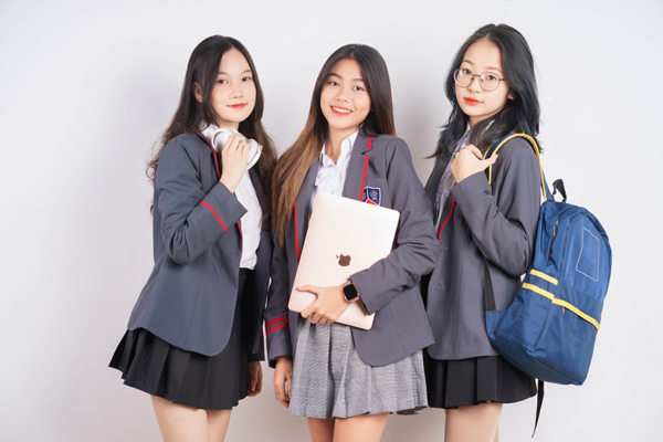 Học trường quốc tế lấy bằng tú tài Mỹ chi phí như trường công-1