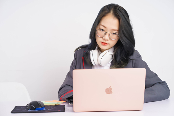 Học trường quốc tế lấy bằng tú tài Mỹ chi phí như trường công-2