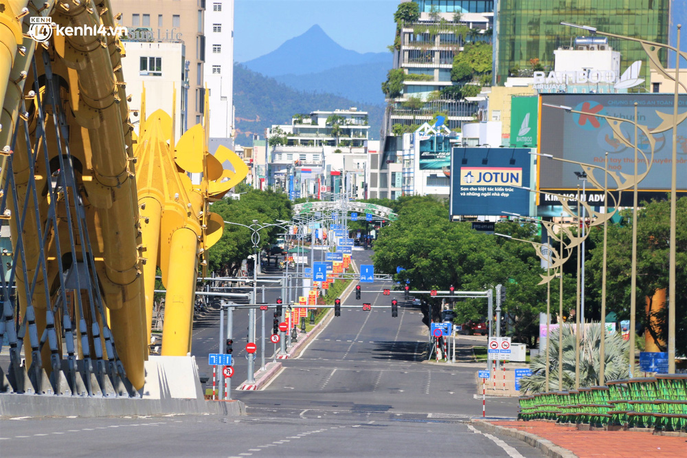 Ảnh: Đường phố Đà Nẵng như bất động trong ngày đầu thực hiện ai ở đâu ở yên đó-16