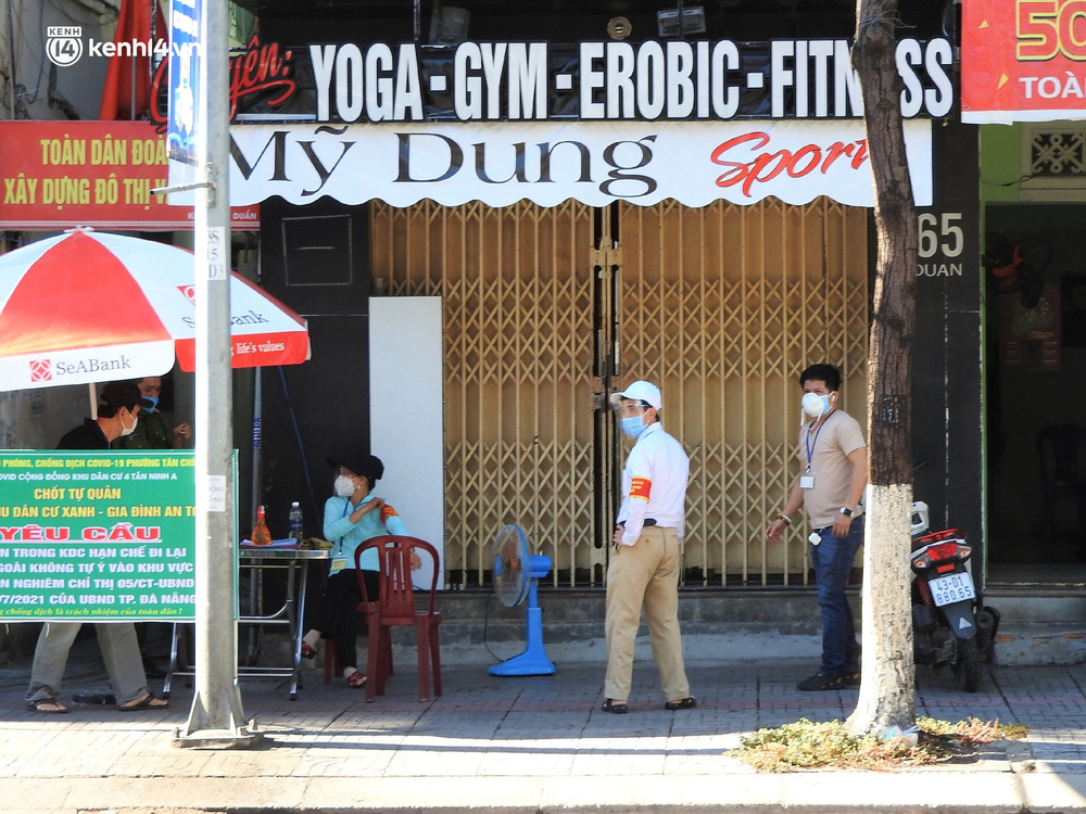 Ảnh: Đường phố Đà Nẵng như bất động trong ngày đầu thực hiện ai ở đâu ở yên đó-19