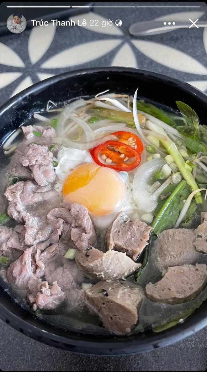 Lại rò rỉ hint sống chung nhà của Hoàng Thuỳ Linh và Gil Lê, bát phở bò đã tố cáo tất cả?-1