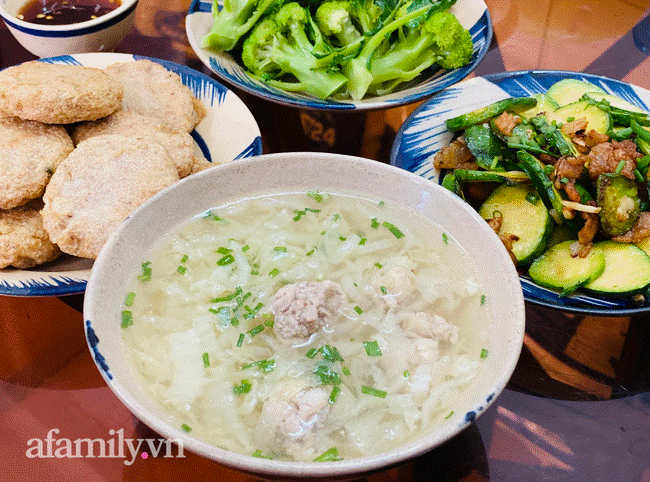 Mâm cơm mùa giãn cách: 5 món ngon lành, nấu nhanh mà đủ chất-3