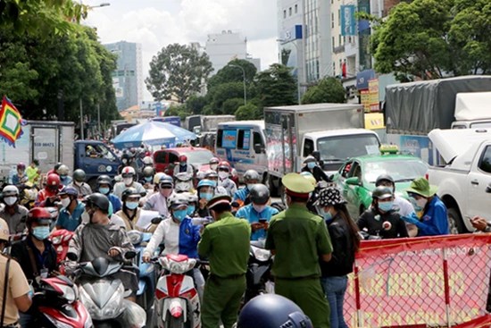 TP.HCM: F0 trong cộng đồng có xu hướng tăng, vượt F0 trong khu phong tỏa