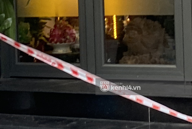 Nhà 1 ca sĩ nổi tiếng có người nghi F0 bị phản ánh tự ý gỡ dây cách ly y tế, chính quyền địa phương nói gì?-7