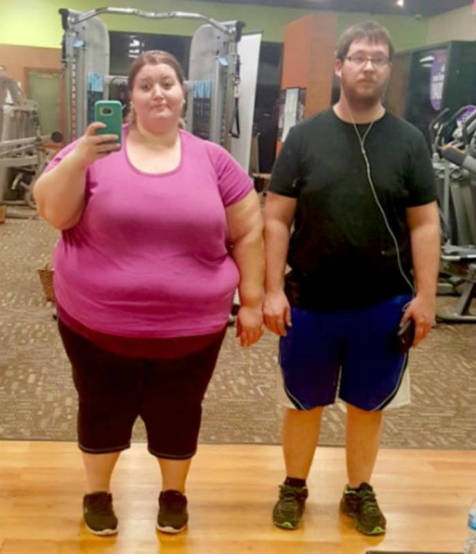 Cặp đôi vượt khó nhất thế giới: Lo lắng không thể có con, vợ 219 kg, chồng ngót tạ rưỡi quyết tâm giảm cân, sau 18 tháng kết quả kinh ngạc-7