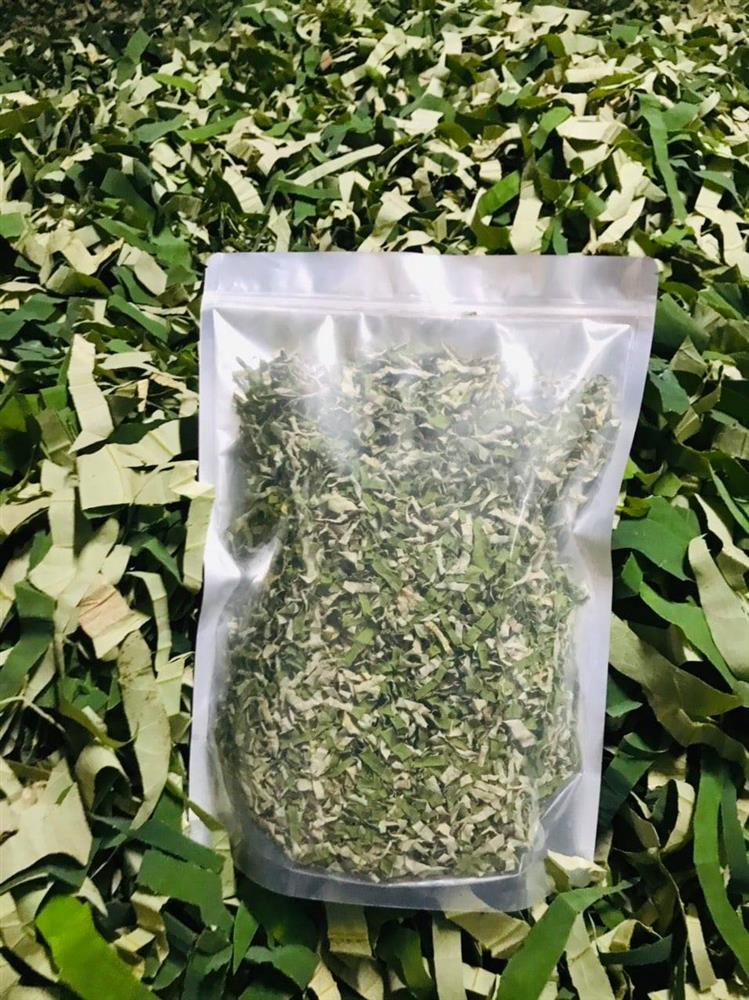 Thứ lá cuối mùa tàn lụi nơi đầm lầy, chế thành trà thu về trăm triệu-5