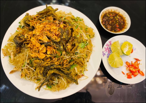 Shark Long trong Hương vị tình thân hay bị Nam bơ đẹp, ngoài đời được vợ chăm sóc chu đáo, nấu ăn siêu ngon-7