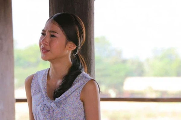 Ở nhà với chồng ít ngày đã phát hiện chồng bí mật chuyển khoản tiền lớn cho em họ-2