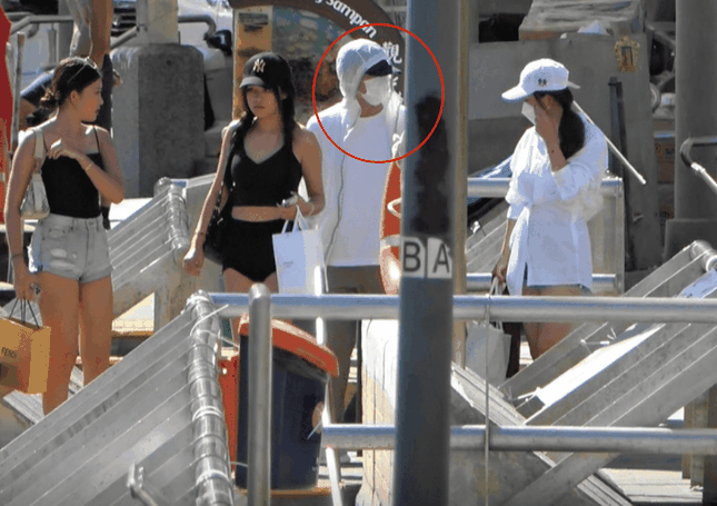 Nhan sắc trong trẻo, gợi cảm của mỹ nhân 17 tuổi dính tin đồn hẹn hò với Châu Tinh Trì-1