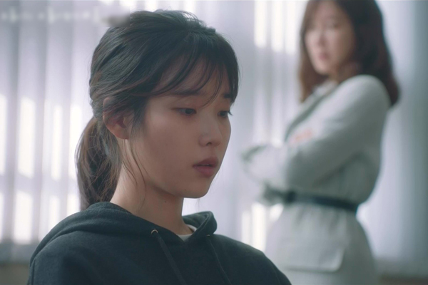 Tôi choáng váng khi thấy chiếc bụng nhô cao của em gái, càng kinh hãi khi biết tác giả bào thai-2