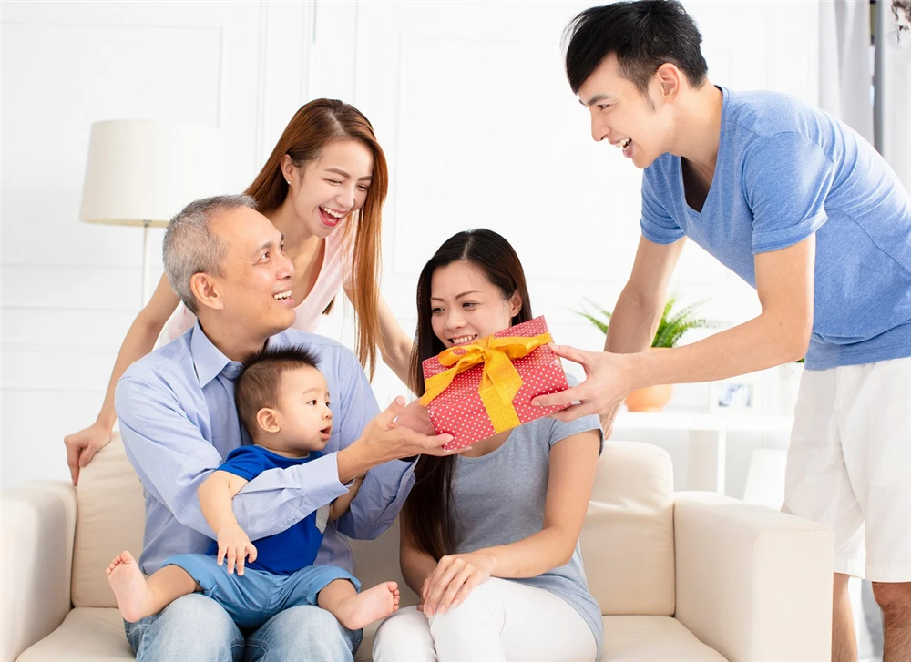 Những món quà tặng cha mẹ, ông bà nhân ngày lễ Vu Lan như thay ngàn lời cảm ơn chân thành-1
