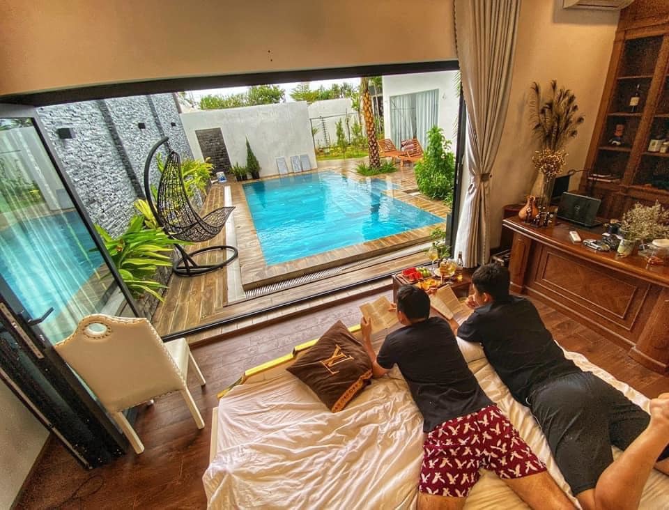 Khám phá ngôi nhà xây trên diện tích đất 900m2, đủ phòng gym, bể bơi-9