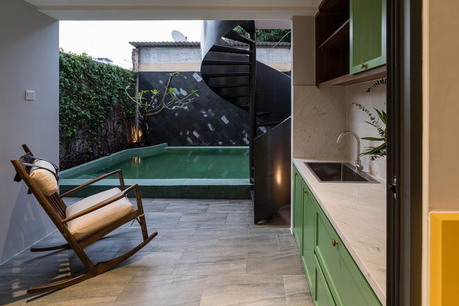 Nhà phố chill như resort với phong cách nhiệt đới, cả vườn lẫn hồ bơi mini đều đúng chuẩn nghỉ dưỡng tại gia-10