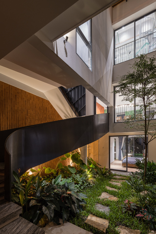 Nhà phố chill như resort với phong cách nhiệt đới, cả vườn lẫn hồ bơi mini đều đúng chuẩn nghỉ dưỡng tại gia-13