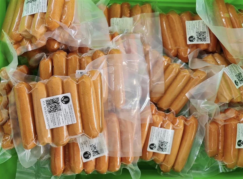 Cá hồi Sa Pa thoát ế nhờ độc chiêu biến hóa không ngờ của chủ trại-1