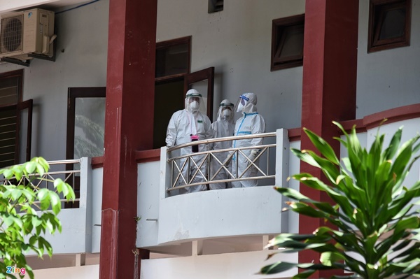 Giành giật sự sống cho F0 tại bệnh viện tuyến cuối-2