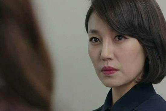 Mẹ chồng muốn các con góp tiền sửa nhà, chị dâu nói đúng 1 câu khiến bà ngất lịm, cả họ chao đảo