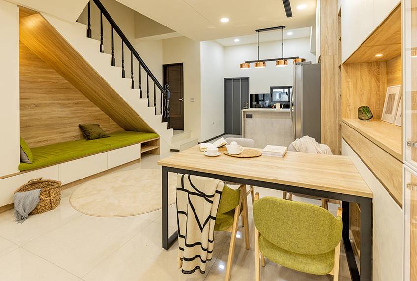 Ngôi nhà 60m2 có thiết kế sang trọng và tinh tế, tận dụng gầm cầu thang thành không gian đặc biệt, chẳng cần người giúp việc mà tổ ấm vẫn sạch bong-10