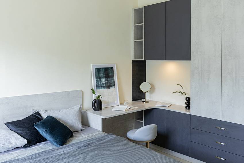 Ngôi nhà 60m2 có thiết kế sang trọng và tinh tế, tận dụng gầm cầu thang thành không gian đặc biệt, chẳng cần người giúp việc mà tổ ấm vẫn sạch bong-24