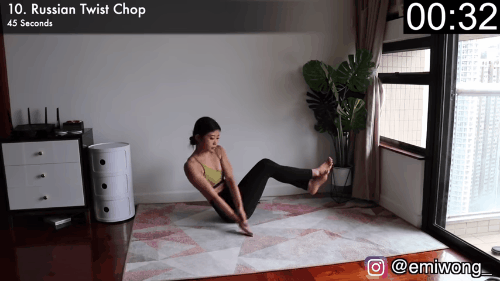 Lệ Quyên khoe vòng eo 59, hóa ra là tập theo bài siết cơ bụng tại nhà của HLV đến từ Hồng Kông-11