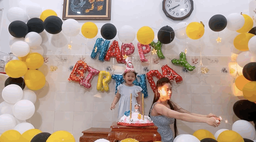 Con gái cố NS Vân Quang Long hồn nhiên mừng sinh nhật 3 tuổi, xót xa vì thiếu đi 1 điều sau 8 tháng bố qua đời-1