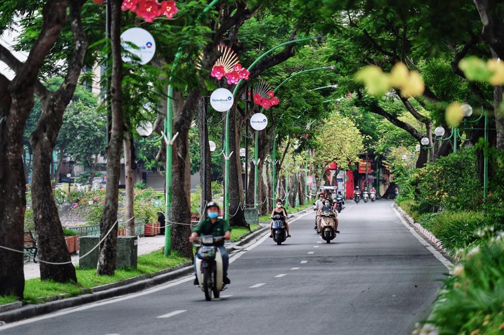 Khi nào Hà Nội có thể dừng giãn cách xã hội?-2