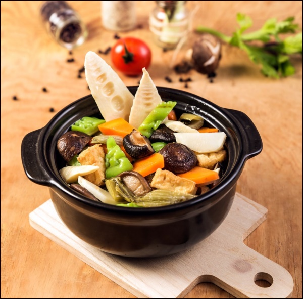 Gợi ý mâm cơm cúng lễ Vu Lan dễ làm mà vẫn đầy đủ, tươm tất-2