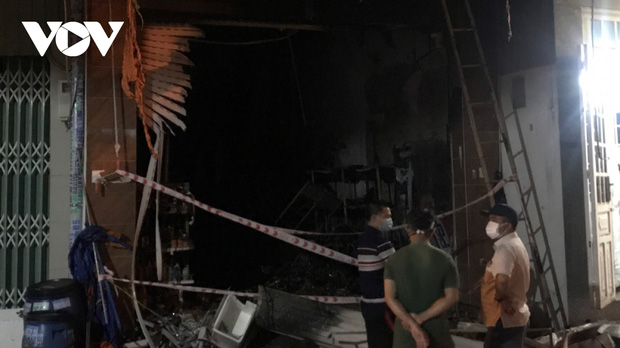Cháy cửa hàng tạp hóa ở Bình Dương khiến 3 người tử vong-2