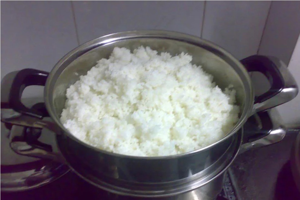 Cơm nguội đừng bỏ vào ngăn mát tủ lạnh, làm cách này giúp cơm để được lâu, hấp lại vẫn ngon như mới-2