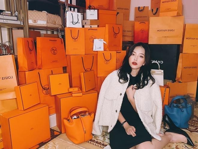 Nữ hoàng Ngân gốm bị bắt, lật lại những hotgirl online lừa đảo tiền tỷ-2