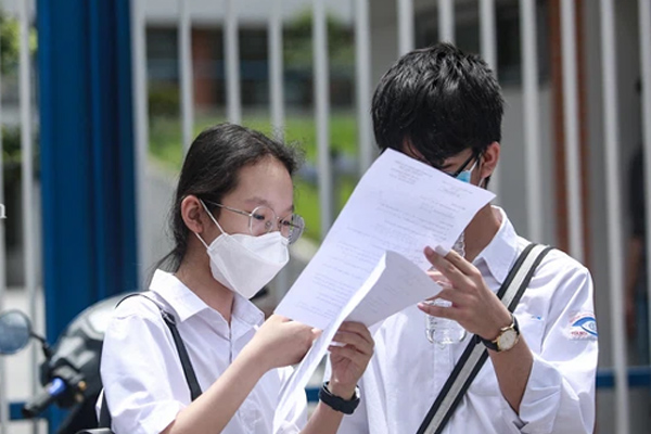 Bỏ tính điểm trung bình tất cả môn học cấp THCS, THPT-2