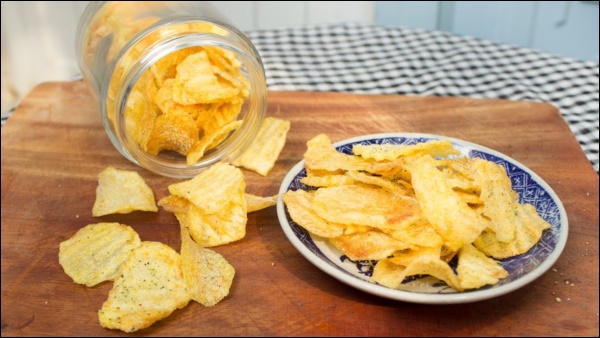 Bé nào cũng khoái khẩu món bim bim khoai tây thơm ngon, giòn rụm, mẹ tự làm ở nhà vừa vệ sinh lại tiết kiệm chi phí-5