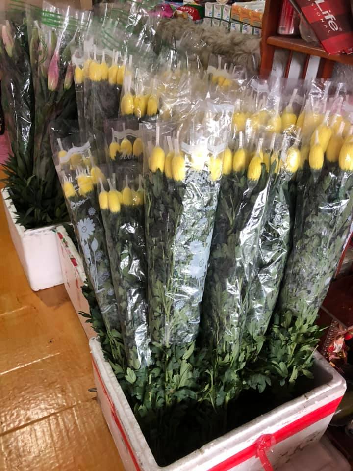 Cập nhật giá rau củ quả, thực phẩm tươi sống và hoa trái cho chị em sắm mâm cỗ ngày Rằm tháng 7-3