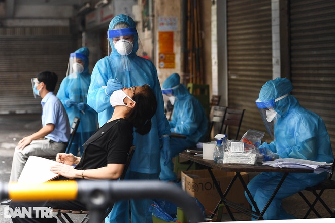 Bản tin Covid-19 ngày 21/8: 7.272 bệnh nhân ra viện, gia tăng ca mắc mới-1