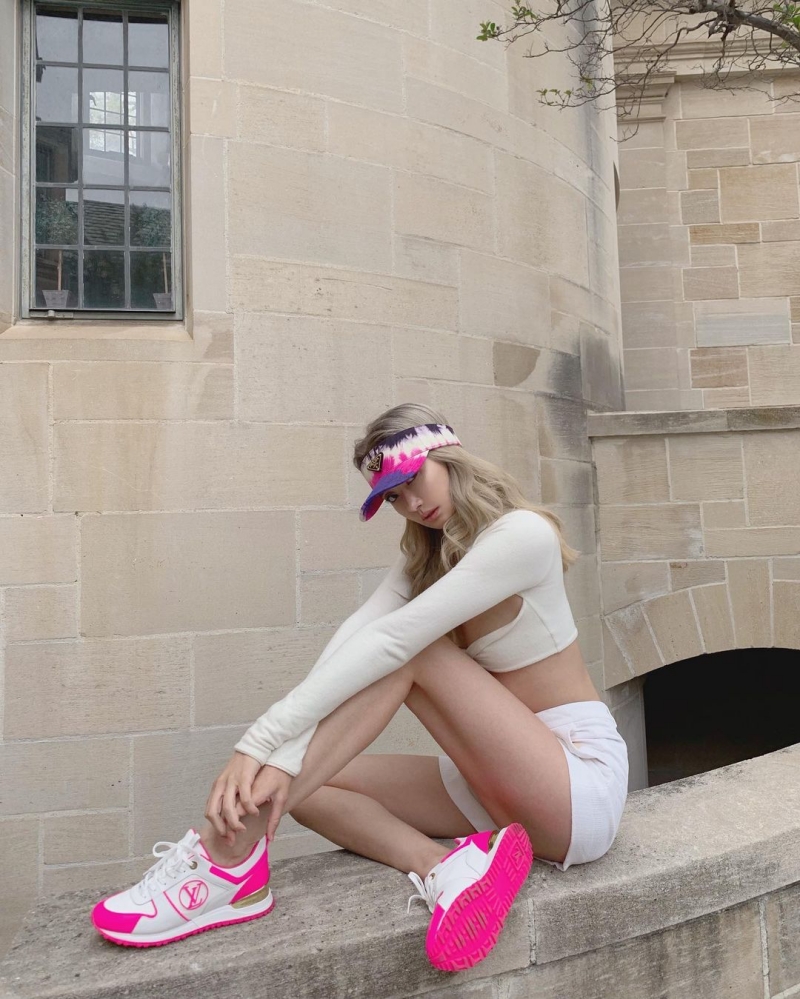 Danh tính vợ tin đồn của Ngô Diệc Phàm: Con nhà trâm anh thế phiệt, vòng 1 phồn thực vượt xa dàn người tình-19