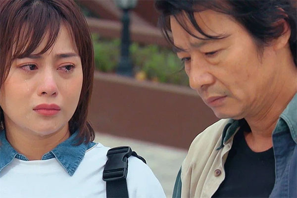 Hương vị tình thân: Mẹ chồng nàng dâu Xuân - Nam thân mật bên nhau, vô tình để lộ chi tiết phim đắt giá-6